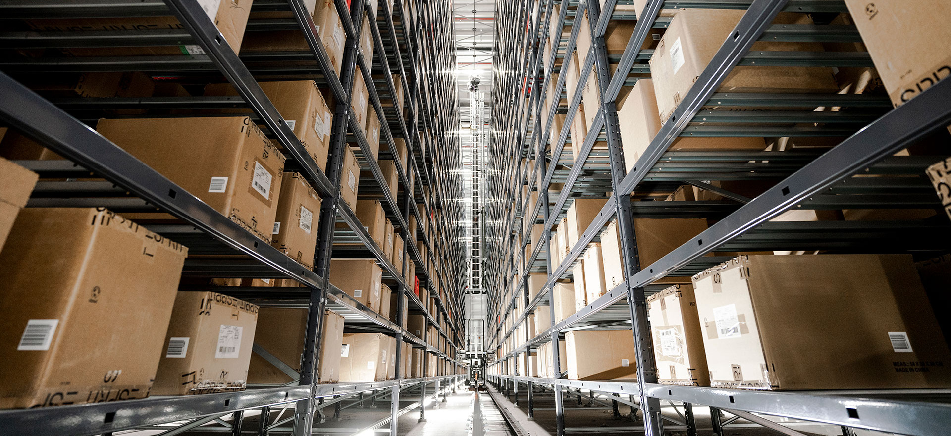 Integrated warehouse solutions for every line of business | FIEGE